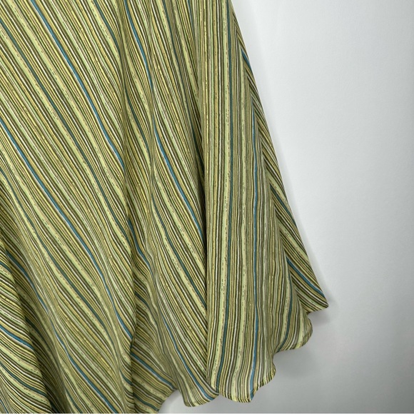 SOLD! New York & Company Striped Green Brown Flare Sleeve Blouse L #X0927 - Picture 10 of 15